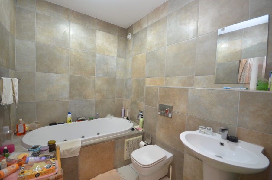 2 Bedroom Property for Sale in Nahoon Beach Eastern Cape